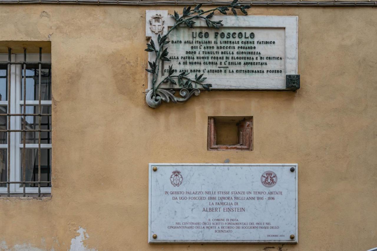 Ferienwohnung House Of Foscolo - Palazzo Cornazzani - By Host4U Pavia Exterior foto